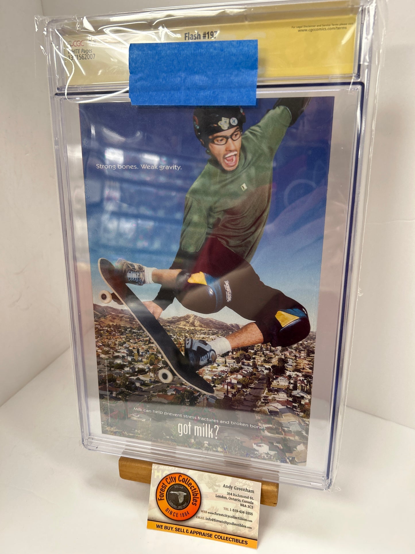 Flash #197 (White Pages) {CGC 9.8} Signed by Teddy Sears