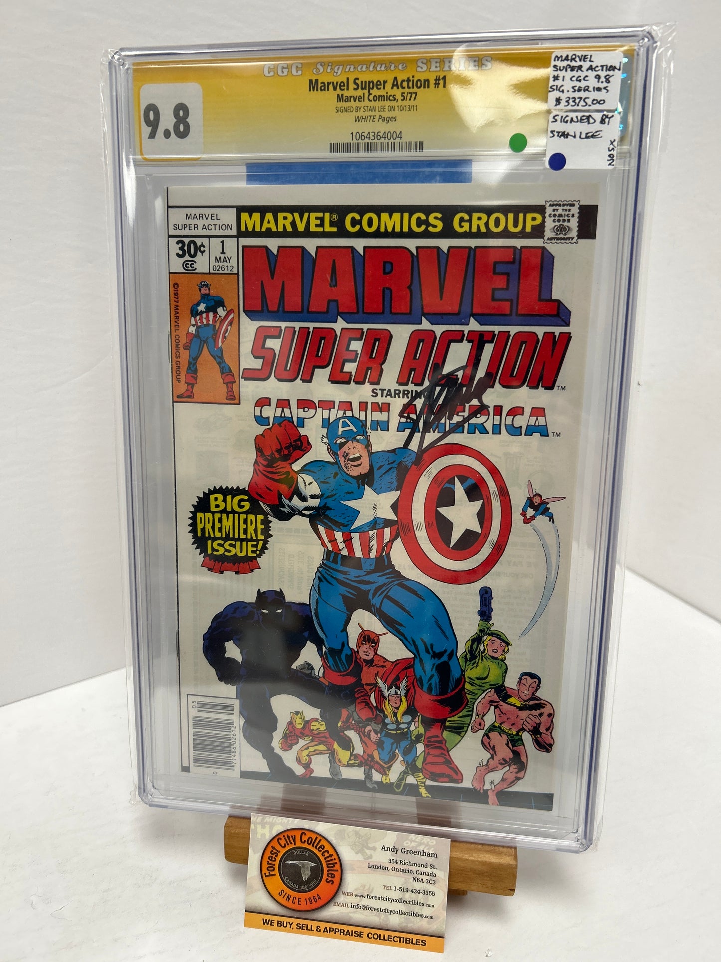 Marvel Super Action #1 (OFF-White to White Pages) {CGC 9.6} Signed by Stan Lee