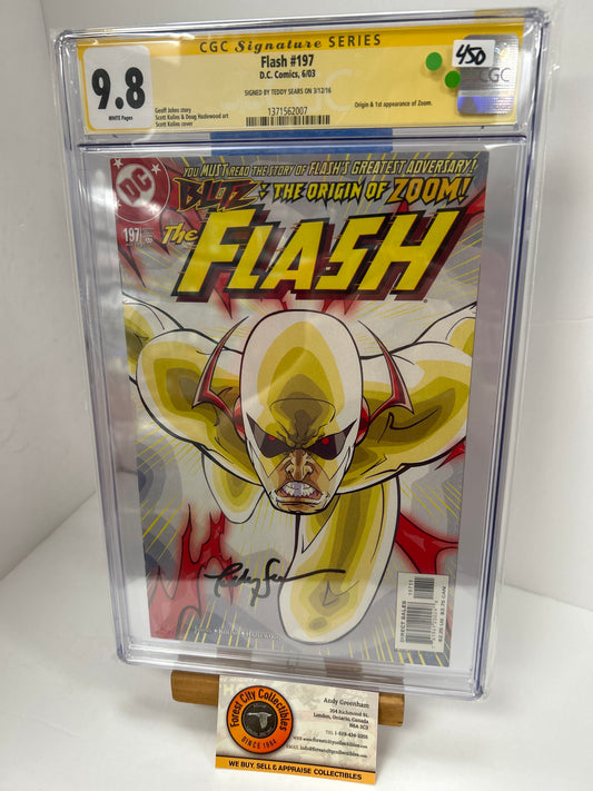 Flash #197 (White Pages) {CGC 9.8} Signed by Teddy Sears