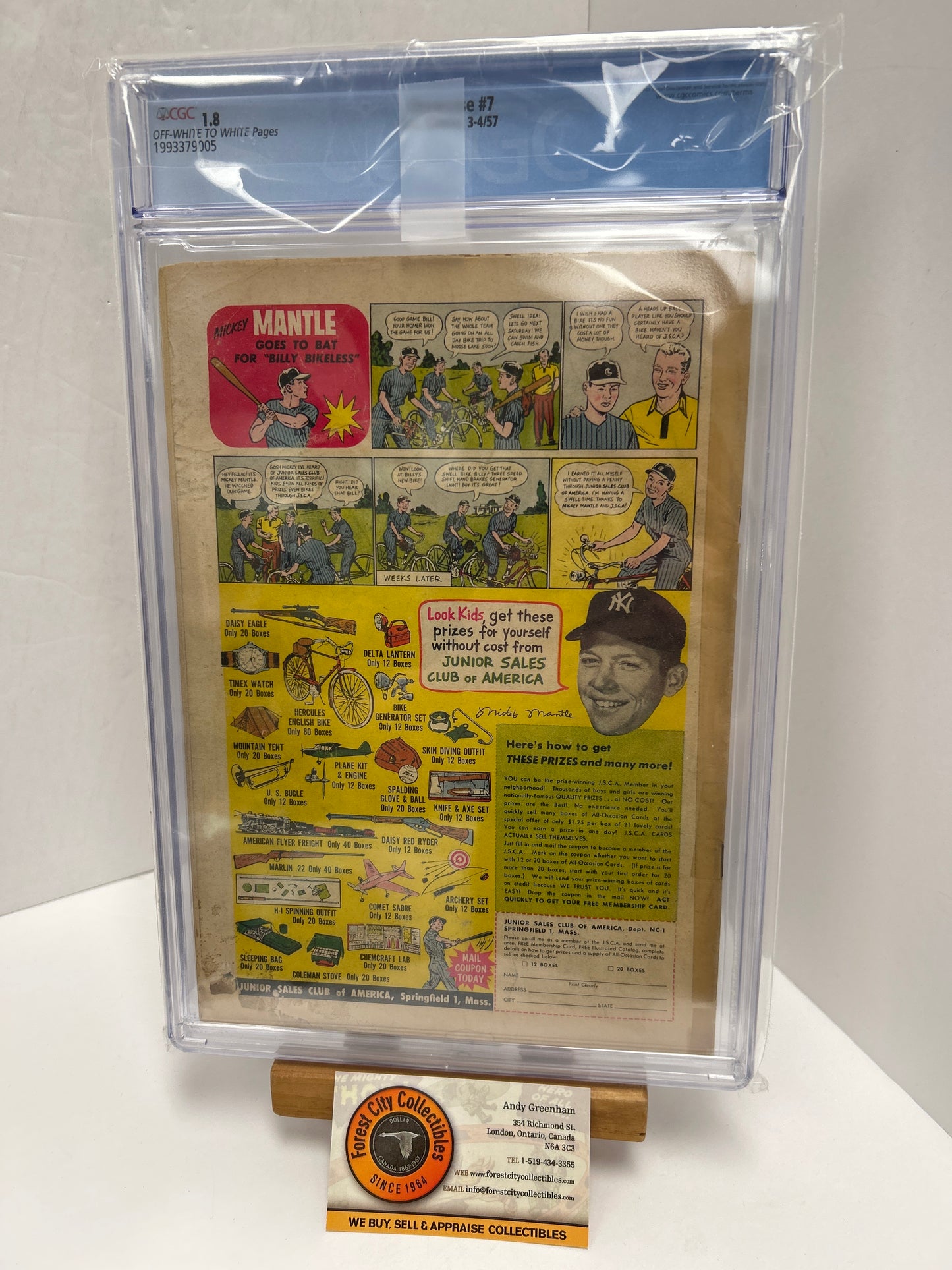 Showcase #7 (Off-White to White Pages) {CGC 1.8}