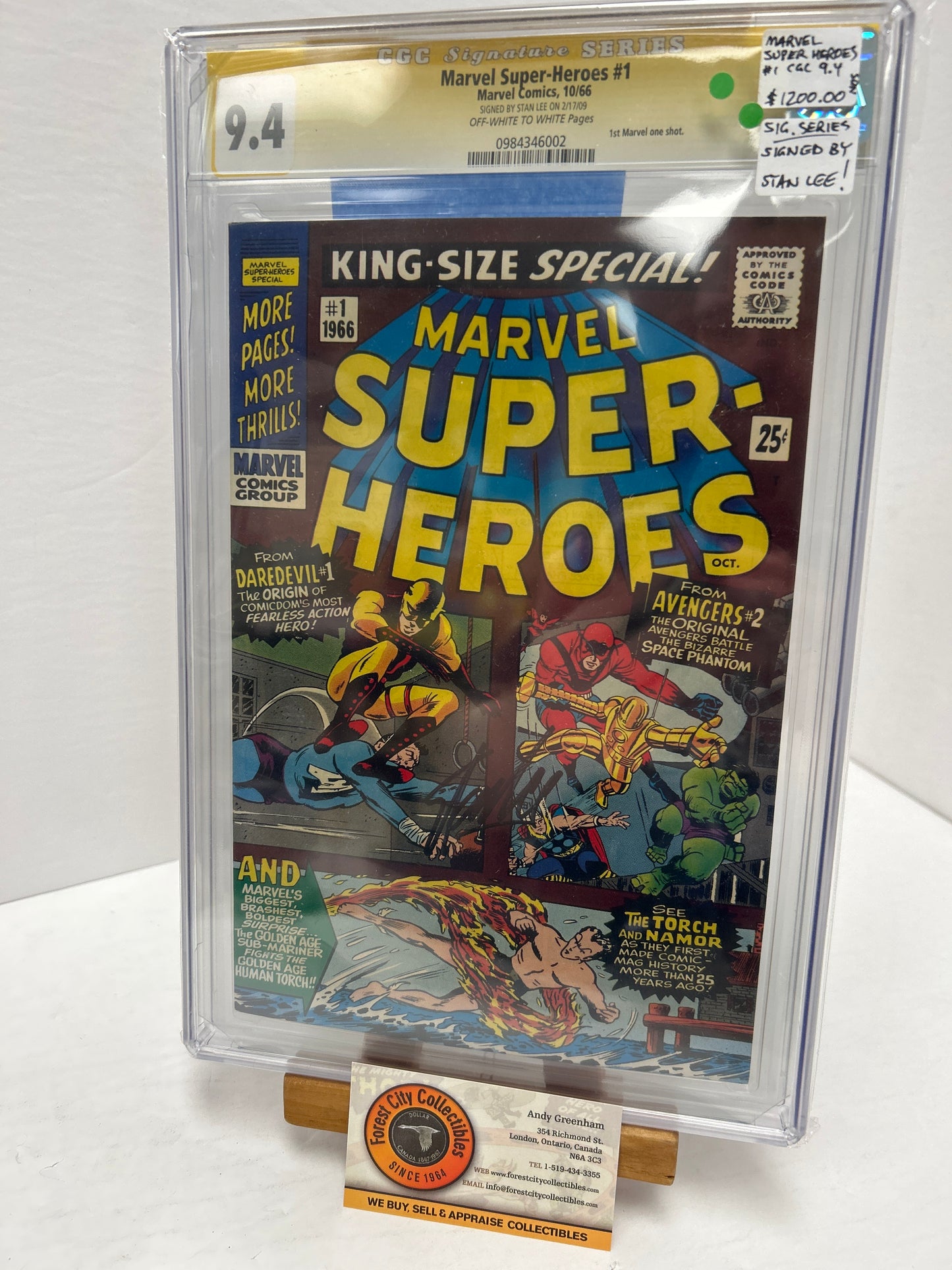 Marvel Super-Heros #1 (White Pages) {CGC 9.4} Signed by Stan Lee