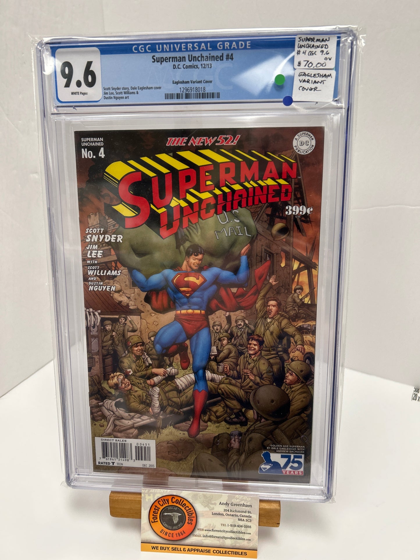 Superman Unchained #4 (White pages) {CGC 9.6}